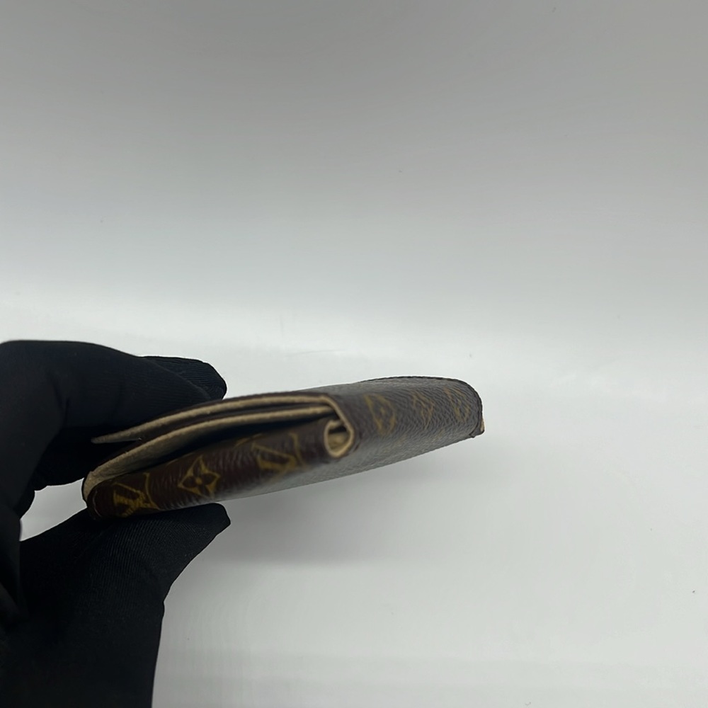 Louis Vuitton NWB Vintage 18K Yellow Gold Tiger Eye Padlock Shaped Pendant - Picture 12 of 16